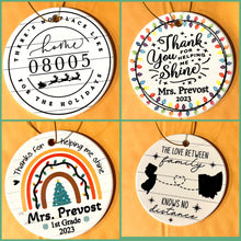 Load image into Gallery viewer, Personalized family / teacher ornaments