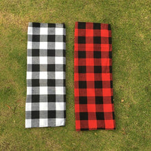 Load image into Gallery viewer, Buffalo Plaid Tea Towels
